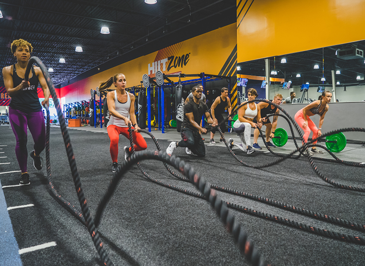 people in accelerate hiit class at crunch fitness