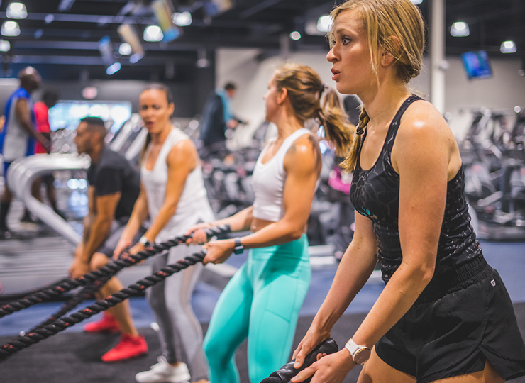 people in group fitness class