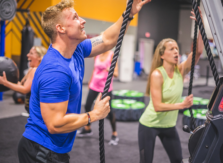 people in tabata hiit class at crunch fitness