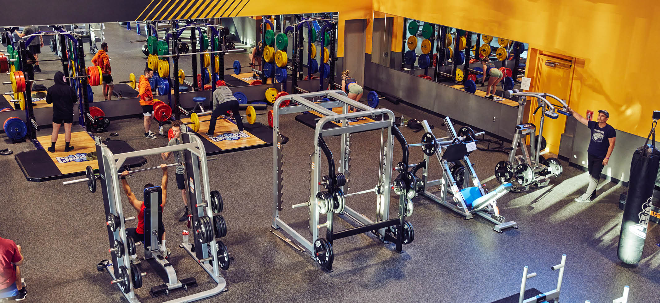 Planning to Install a Gym in Your Society? Consider These 4 Types of Fitness  Equipment! - Fitness World