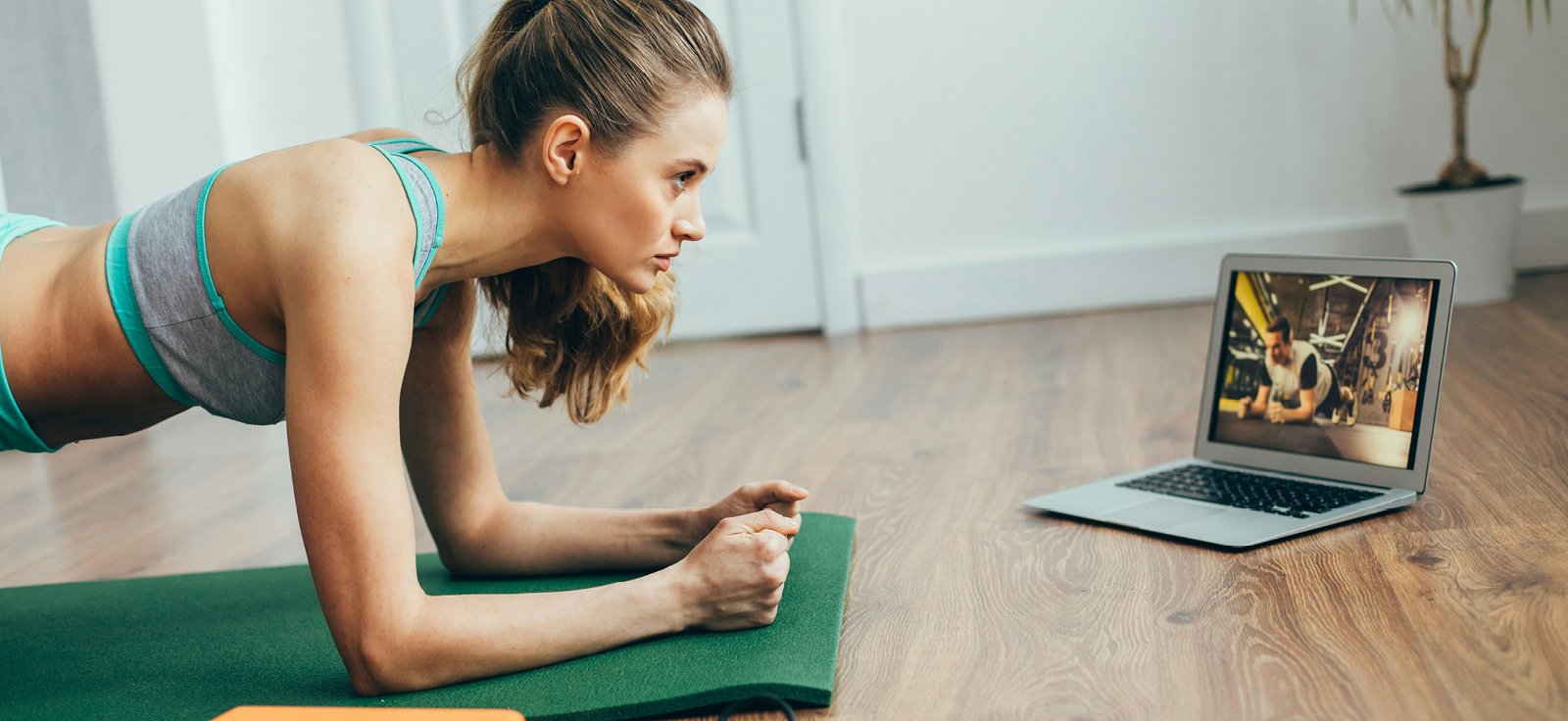 Choosing Between Free or Paid Workout Apps